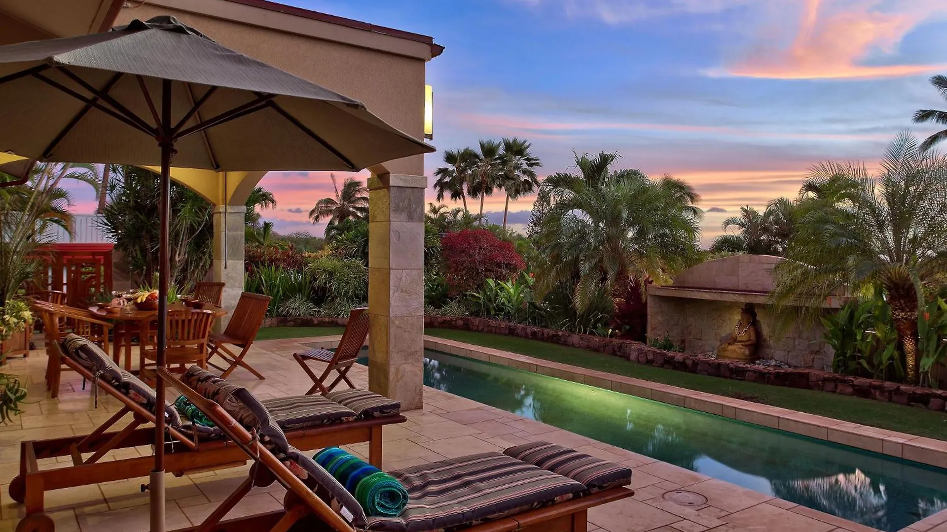 Kaanapali Home Amazing Deals!Gorgeous Remodel-4B,4Ba Pool,Ac,Bbq, Outdr Shw-View Lahaina