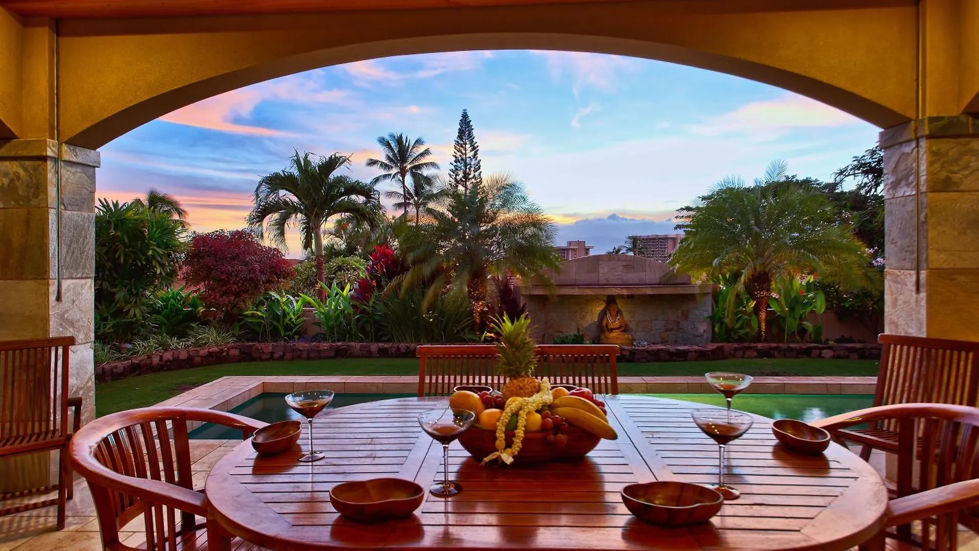 Kaanapali Home Amazing Deals!Gorgeous Remodel-4B,4Ba Pool,Ac,Bbq, Outdr Shw-View Lahaina